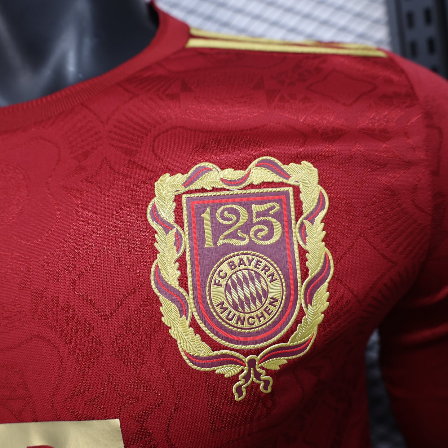 Bayern Munich 125 Años - LOCAL MANGA LARGA | Versión Jugador